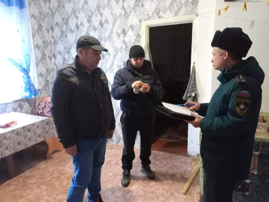 12 ноября специалистом по социальной работе отделения помощи семье и детям проведено посещение семей, находящихся в трудной жизненной ситуации 12 ноября специалистом по социальной работе отделения помощи семье и детям проведено посещение семей, находящихся в трудной жизненной ситуации 3